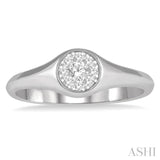 Lovebright Essential Diamond Signet Ring