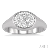 Oval Shape Lovebright Essential Diamond Signet Ring